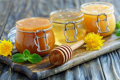Verschiedene Honigsorten: Wirkung und Unterschiede